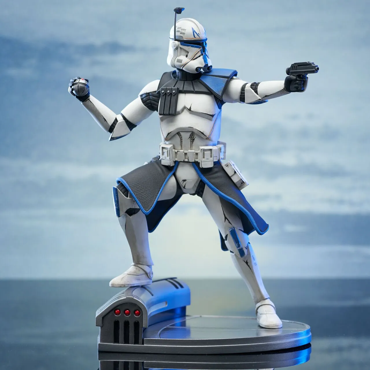 Gentle Giant Star Wars: The Clone Wars Premier Collection Captain Rex 1:7 Scale Statue