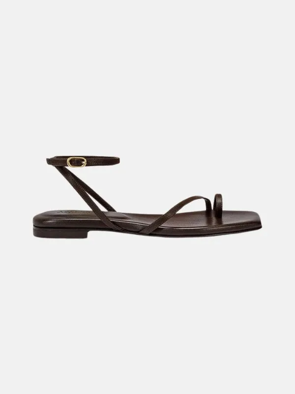 Sure! Here’s a more optimized title for the product:

Stylish Giudecca Sandals for Women - Comfortable Summer Footwear with Adjustable Straps and Trendy Design