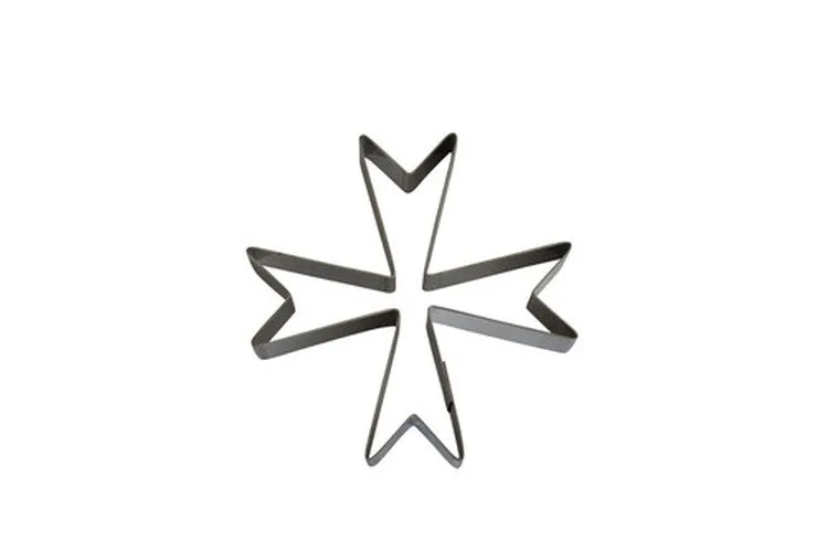 Maltese Cross Cookie Cutter 7cm