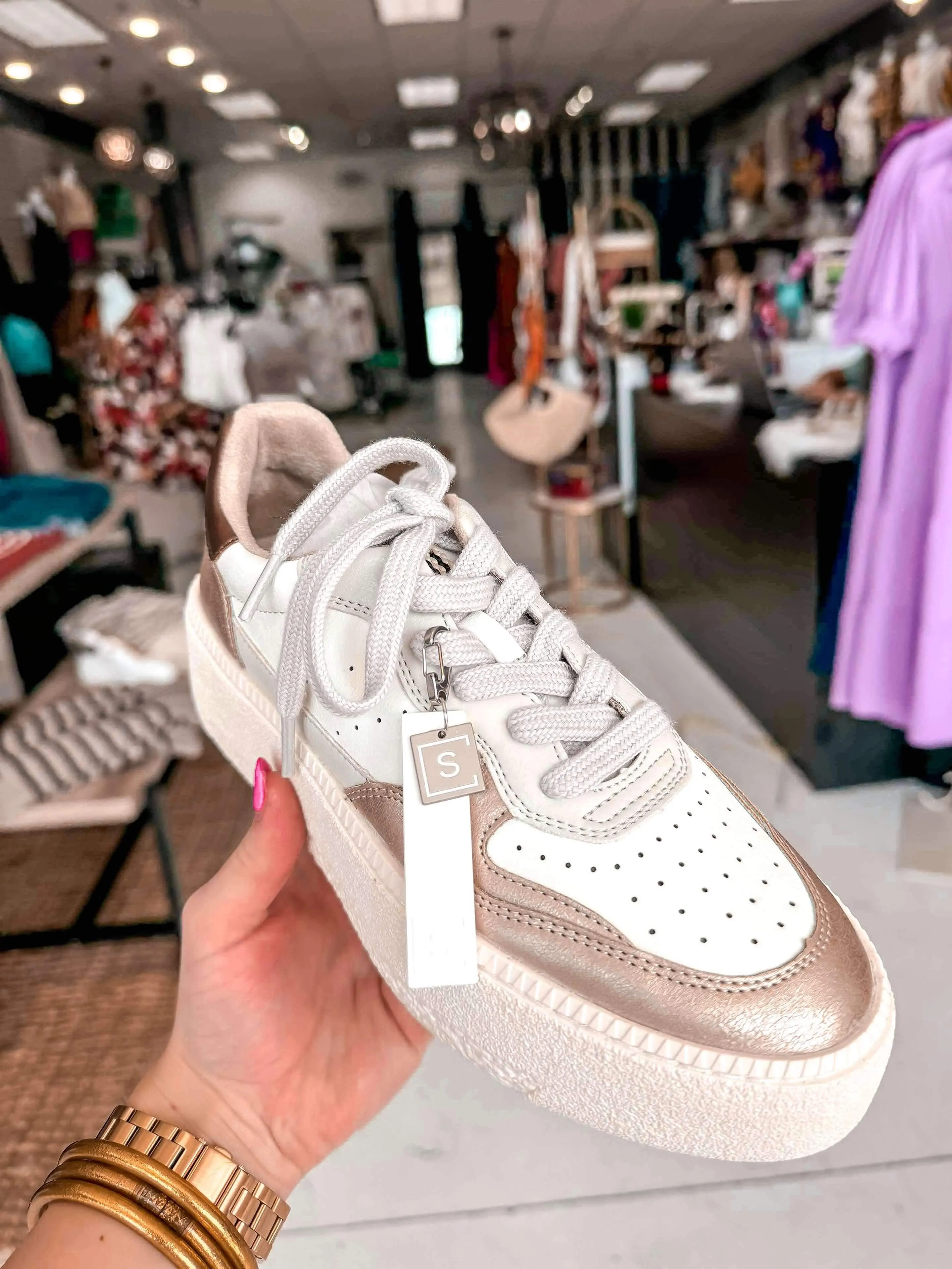 Sheena Gold Sneaker